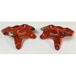 paire d'étrier avant rouge Beringer TRX 450