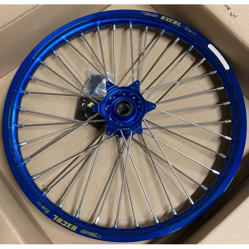 Roue avant neuve bleue Roue avant neuve bleue
